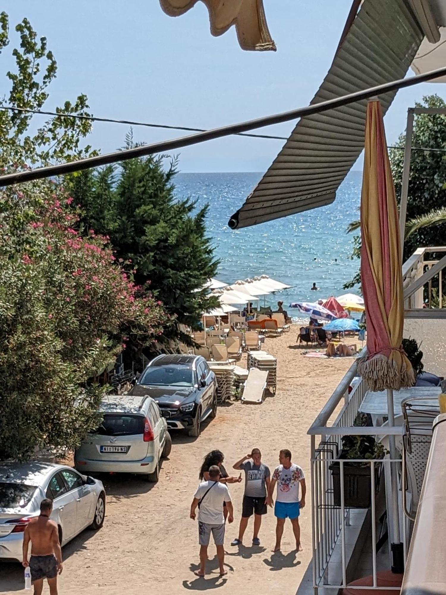 Rustic By The Sea Apartment Flogita Exterior photo